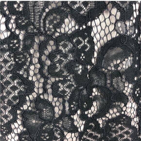 NWT loft black lace over tan tank top with small flaw - Picture 4 of 8